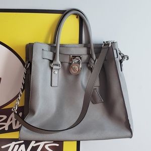 Michael Kors Large Hamilton Bag in Soft Grey